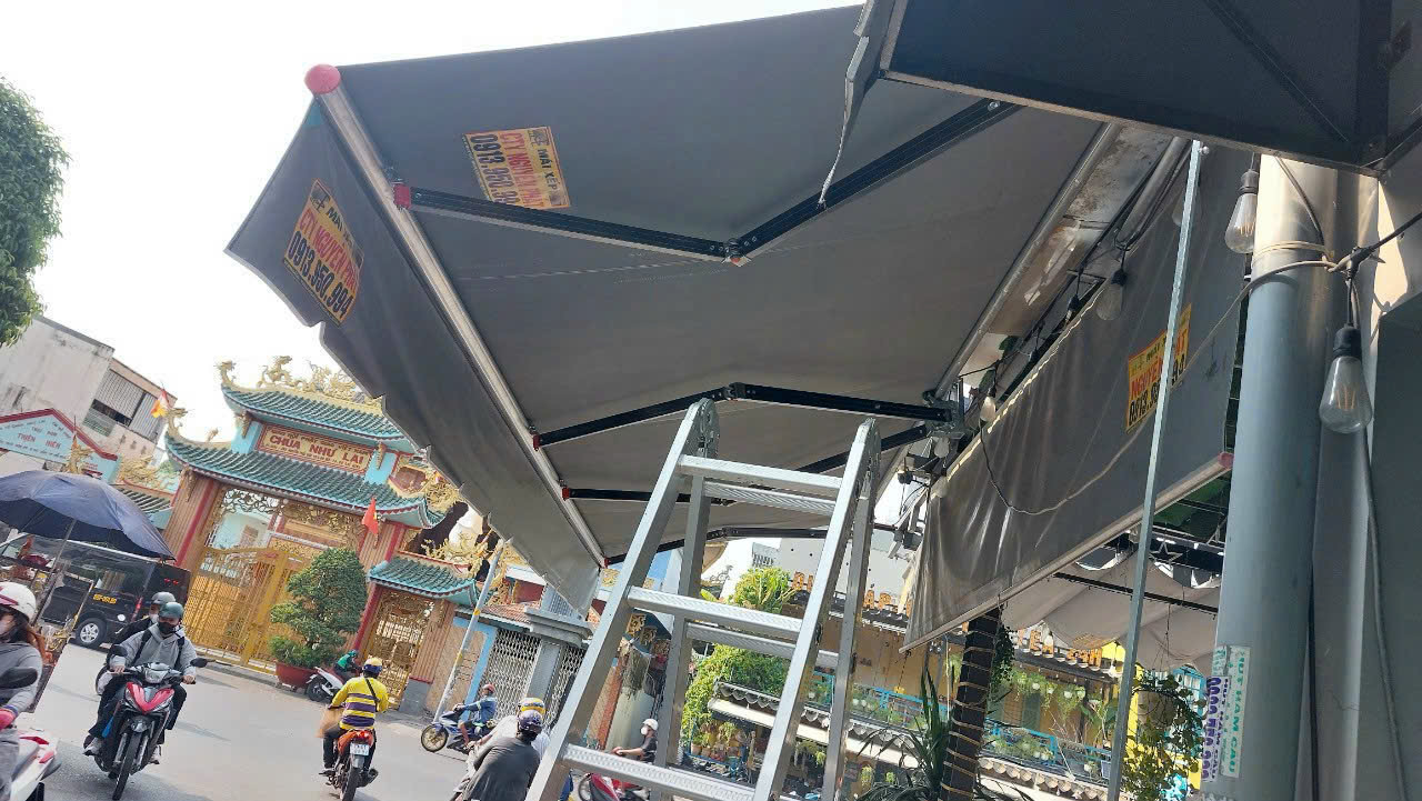 Mẫu mái hiên, mái xếp di động – 02