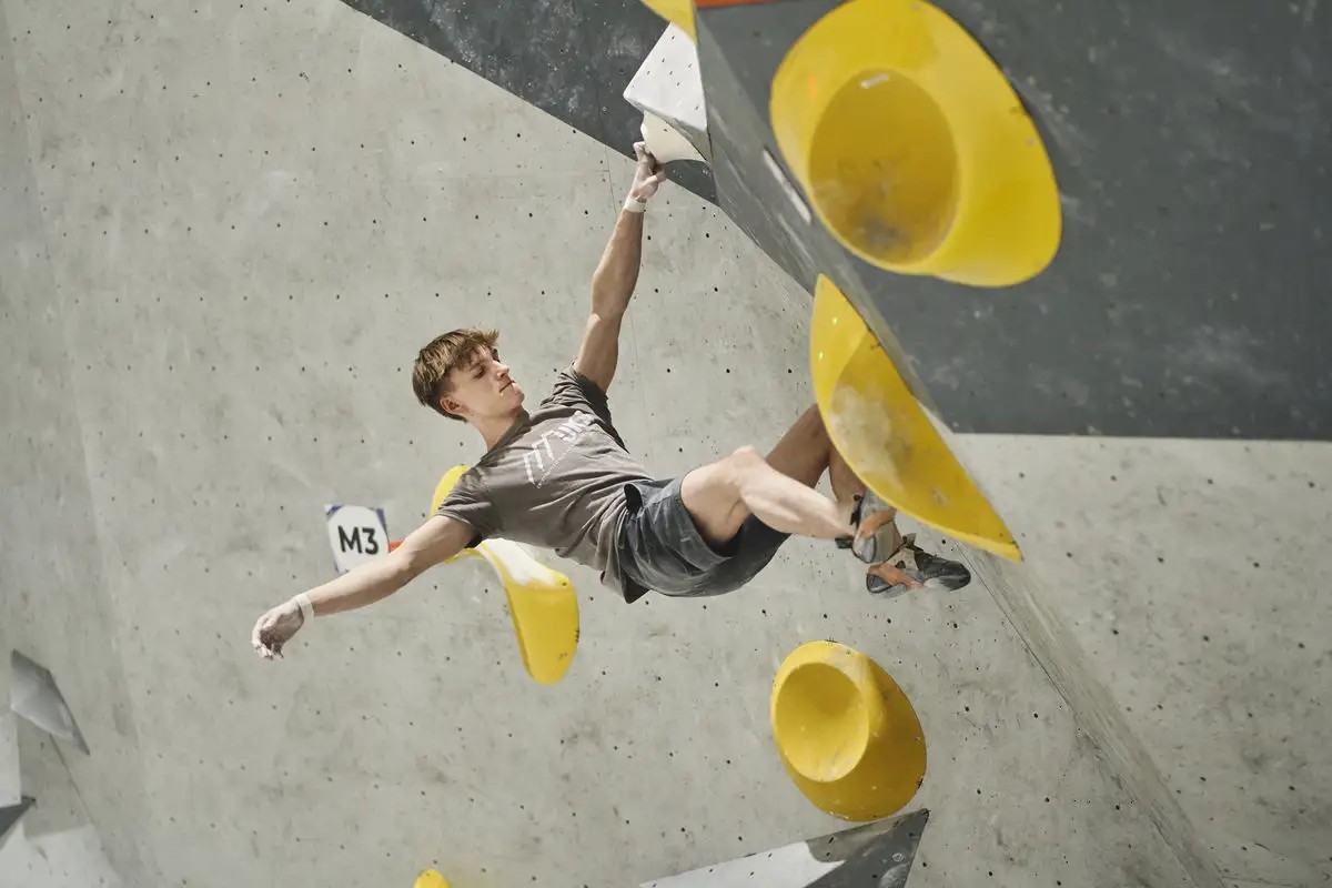 FlyWall - centrum wspinaczkowe i park linowy - zdjęcie 12