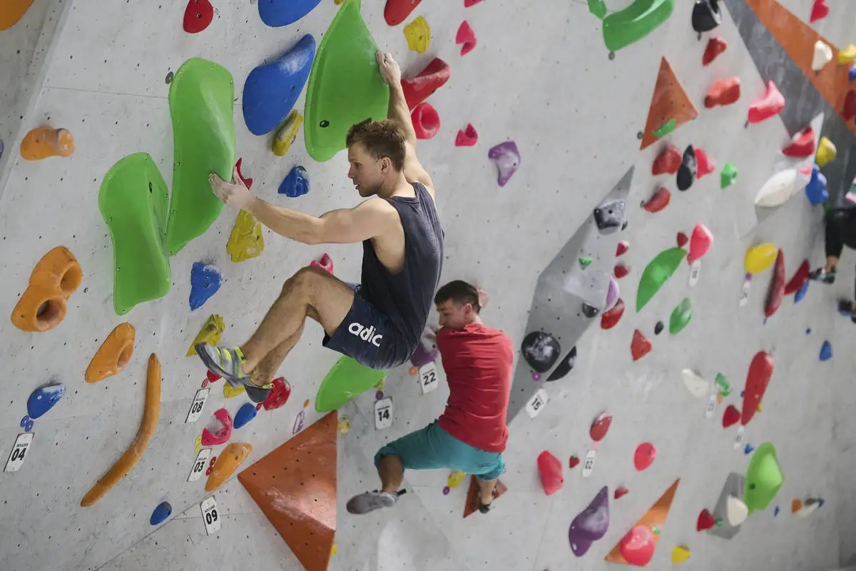 FlyWall - centrum wspinaczkowe i park linowy - zdjęcie 11