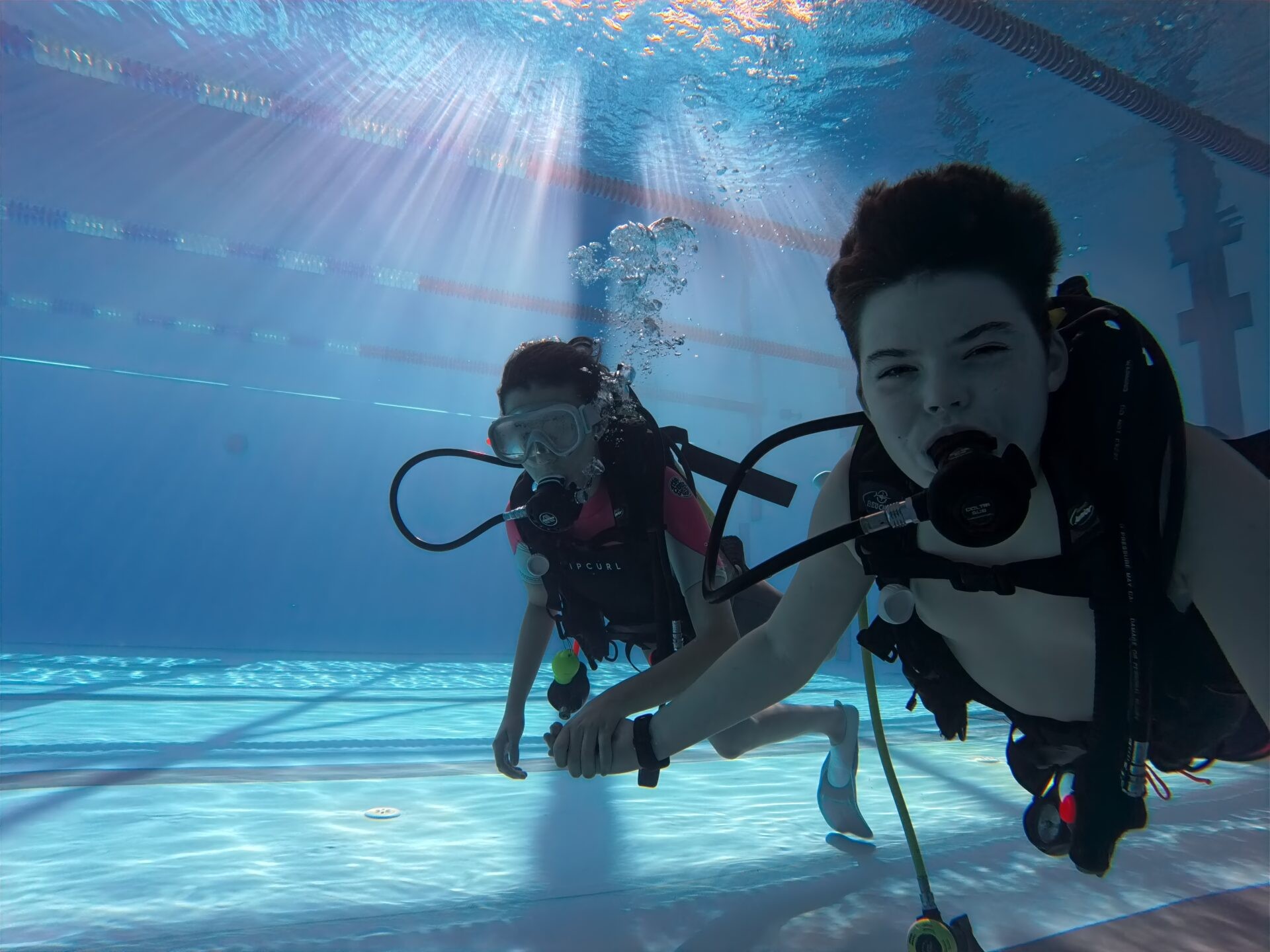 DIVE SERVICE SZKOŁA NURKOWANIA