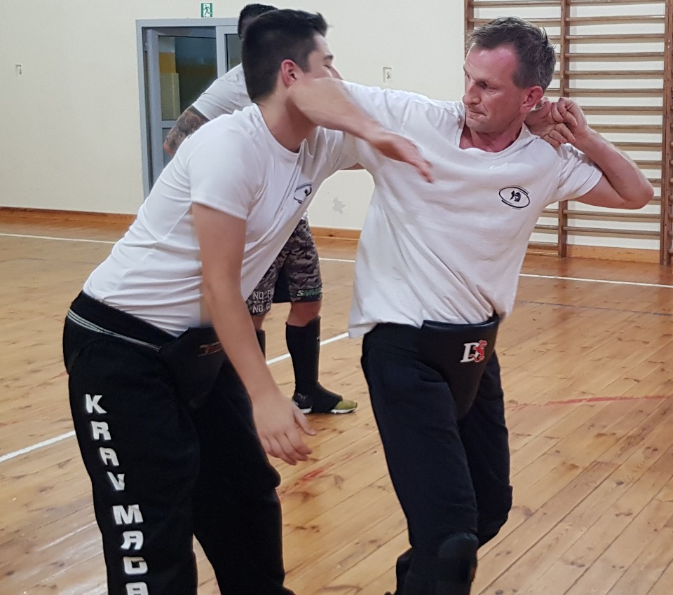 KRAV MAGA RADOM - RADOMSKIE CENTRUM KRAV MAGA DARIUSZ KOŁODZIEJ - zdjęcie 6