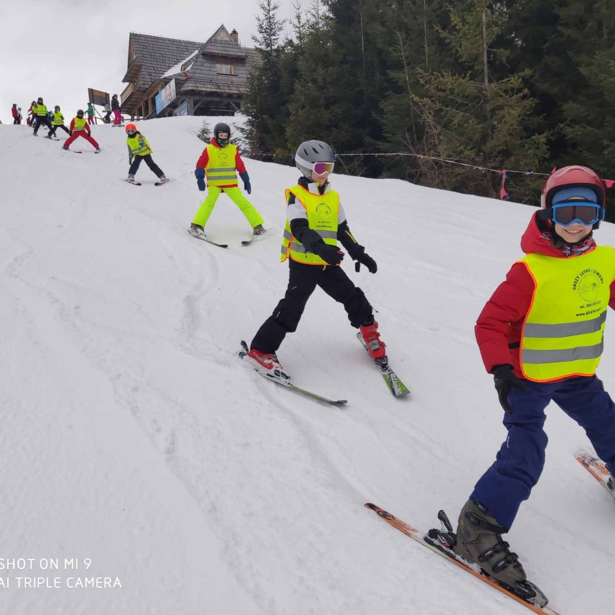 Wakacjeiferie.pl - Obozy i kolonie dla dzieci i młodzieży