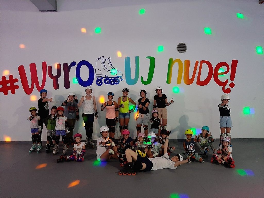 Roller Park - Wrotkowisko | Wrotki | Rolki | Deskorolka | Hulajnogi | Szkółka jazdy - zdjęcie 3