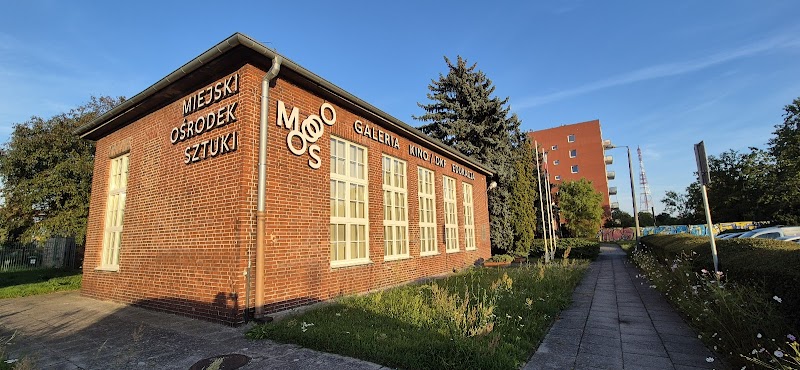 Kino 60 krzeseł w Miejskim Ośrodku Sztuki