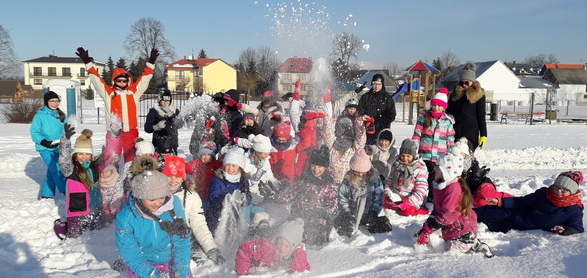 TIP TOP OBOZY KOLONIE ZIMOWISKA