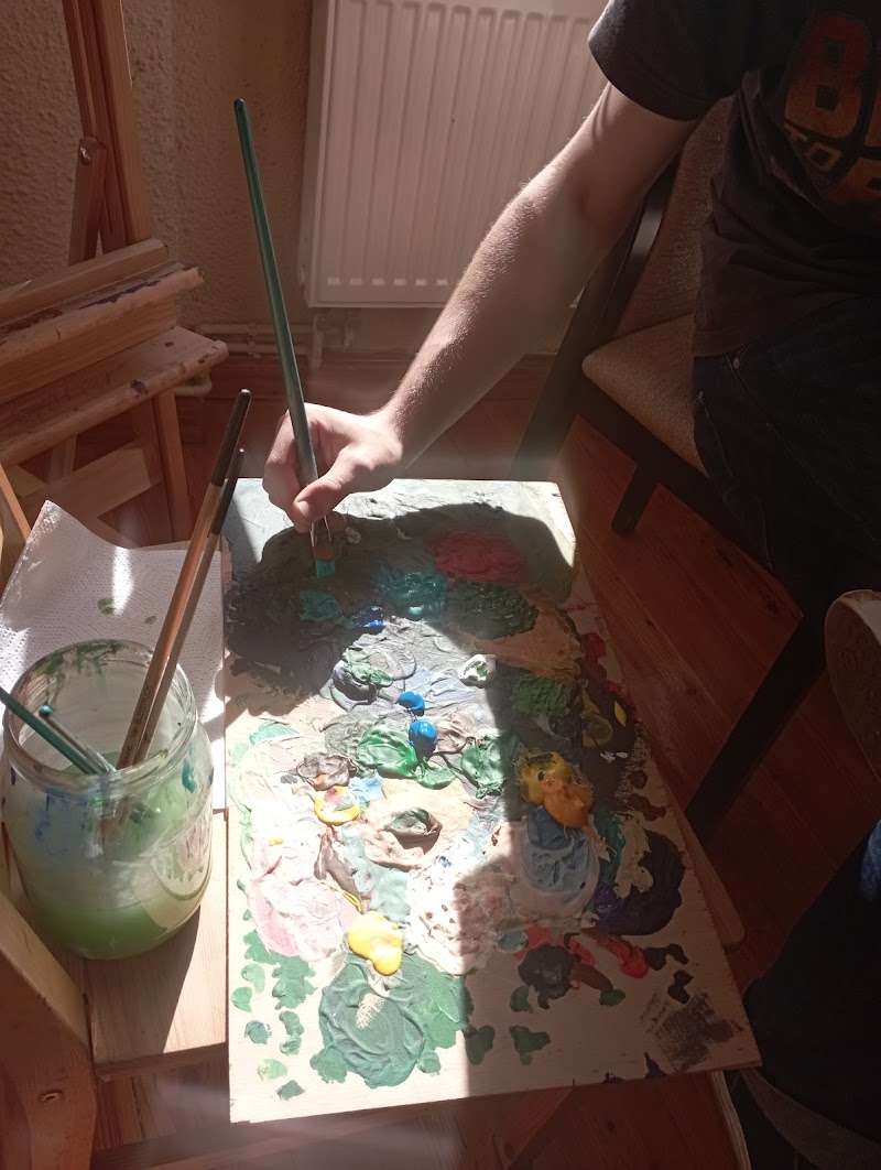 Pracownia plastyczna JAK MALOWANA