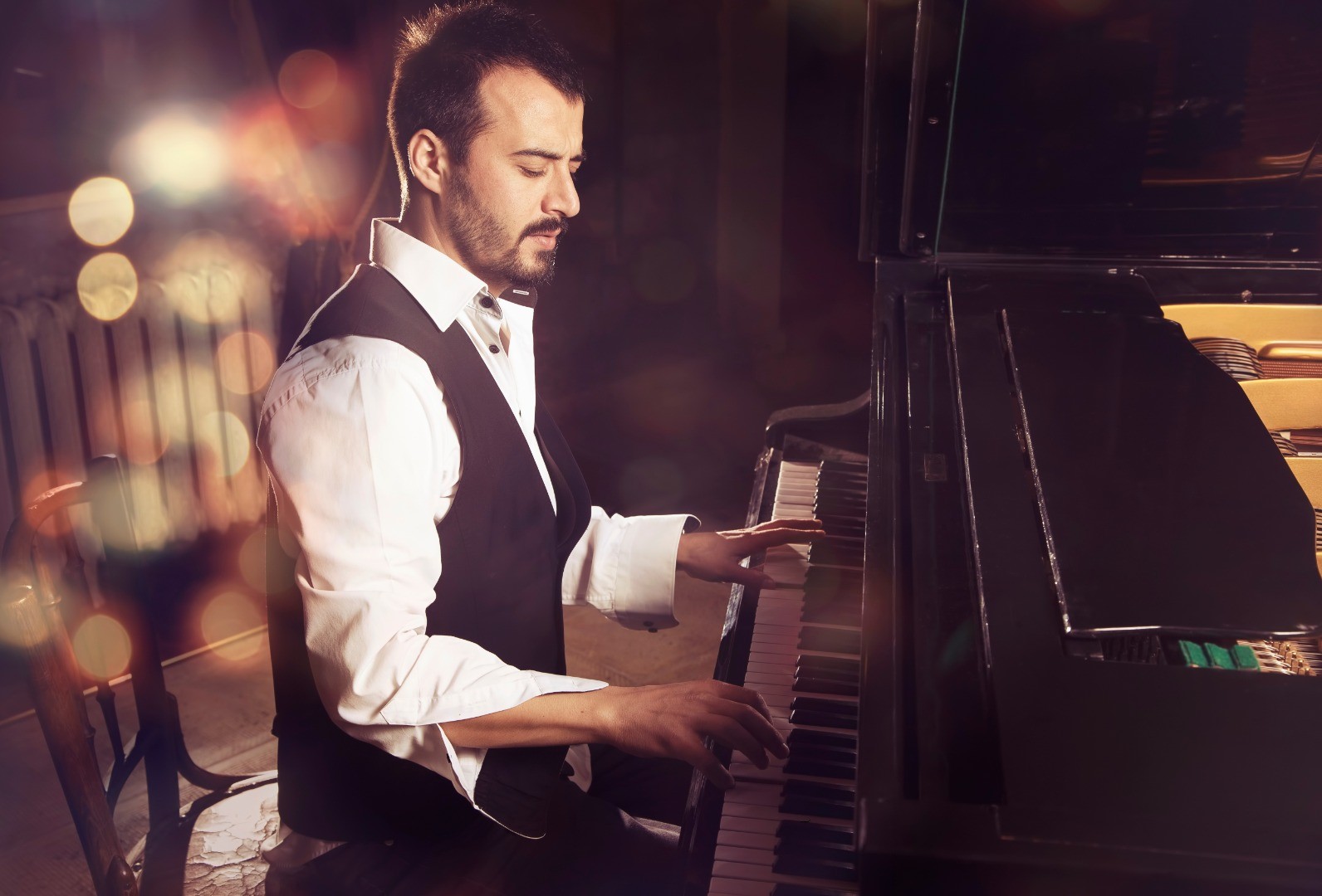 Daniel Makuch - Lekcje gry na pianinie Kraków - zdjęcie 3