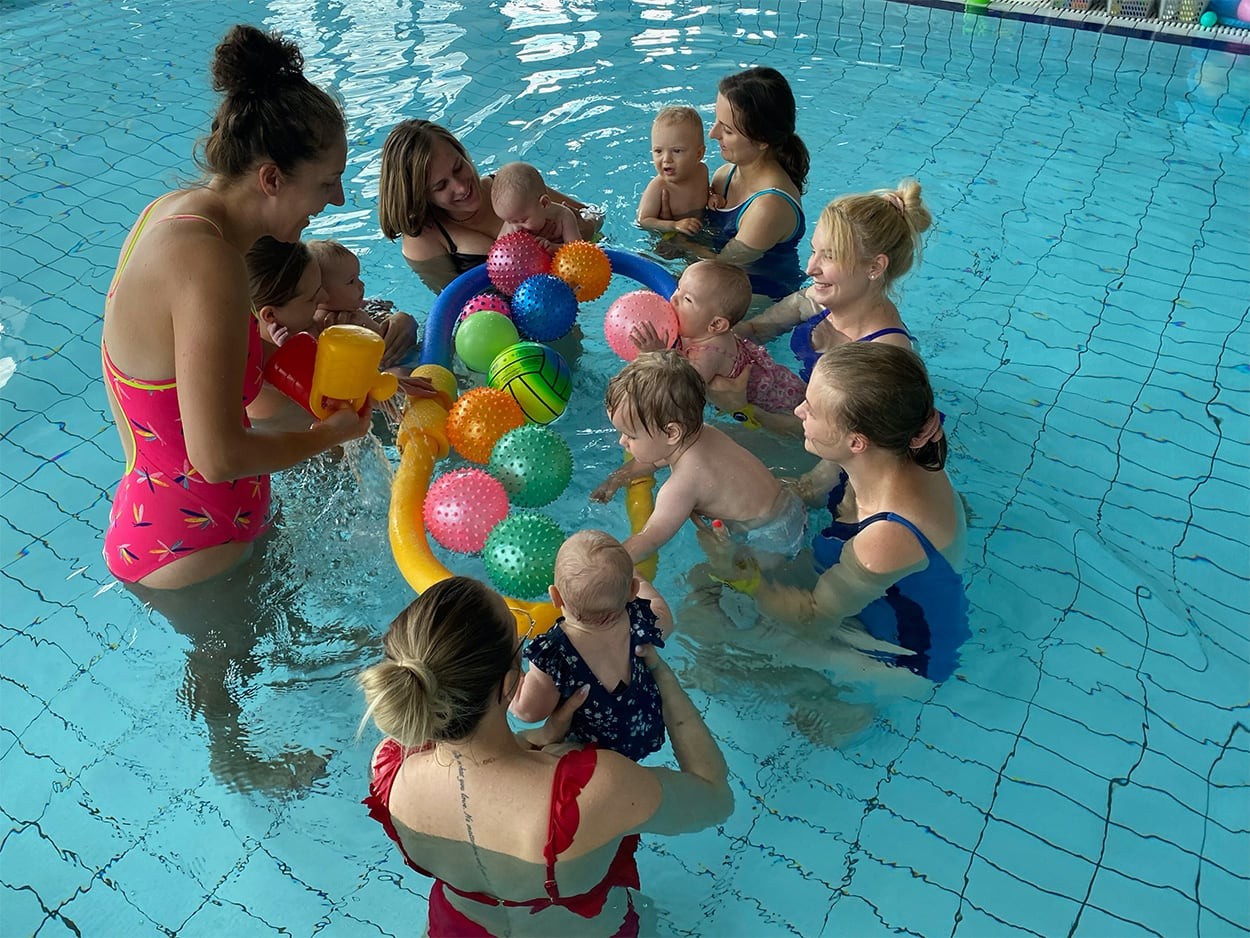 Szkoła pływania Małe nurki - pływanie niemowląt