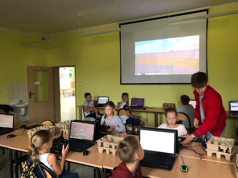 Zaprogramowani.com - półkolonie zimowe i letnie