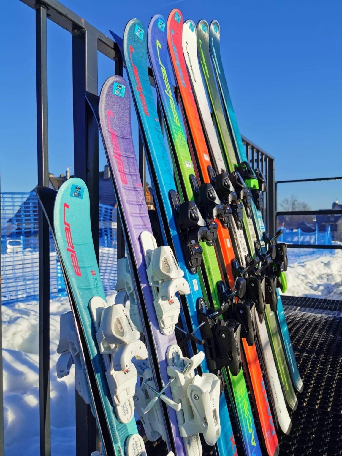 KRIS-SKI Szkoła narciarska Wypożyczalnia Wyciąg taśma - zdjęcie 2