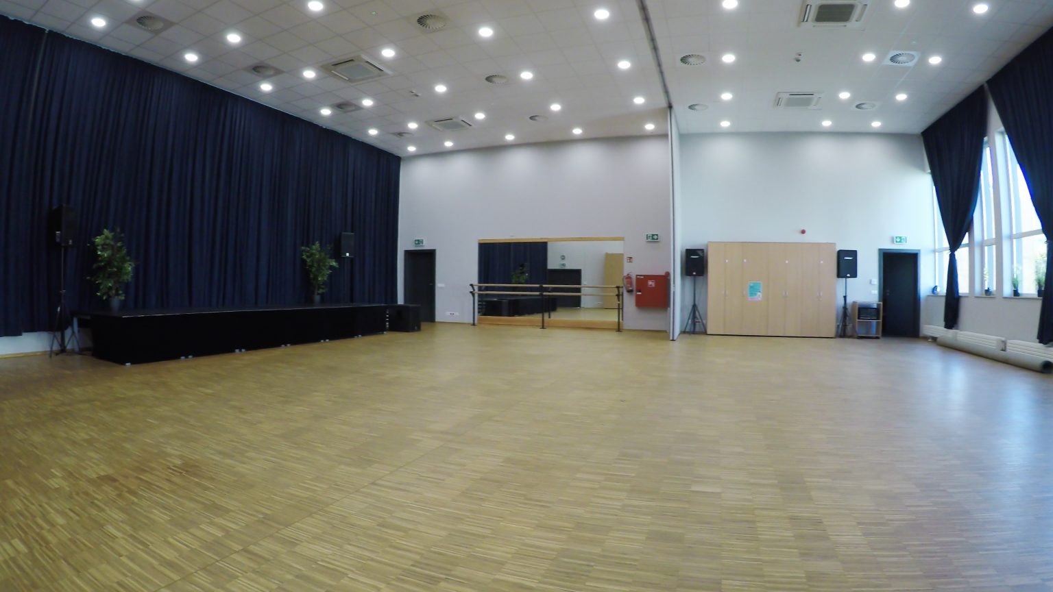 Wiktoria - Osiedlowy Dom Kultury - zdjęcie 2