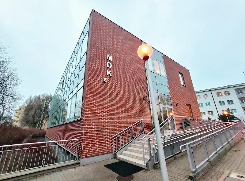 Młodzieżowy Dom Kultury "Ochota"