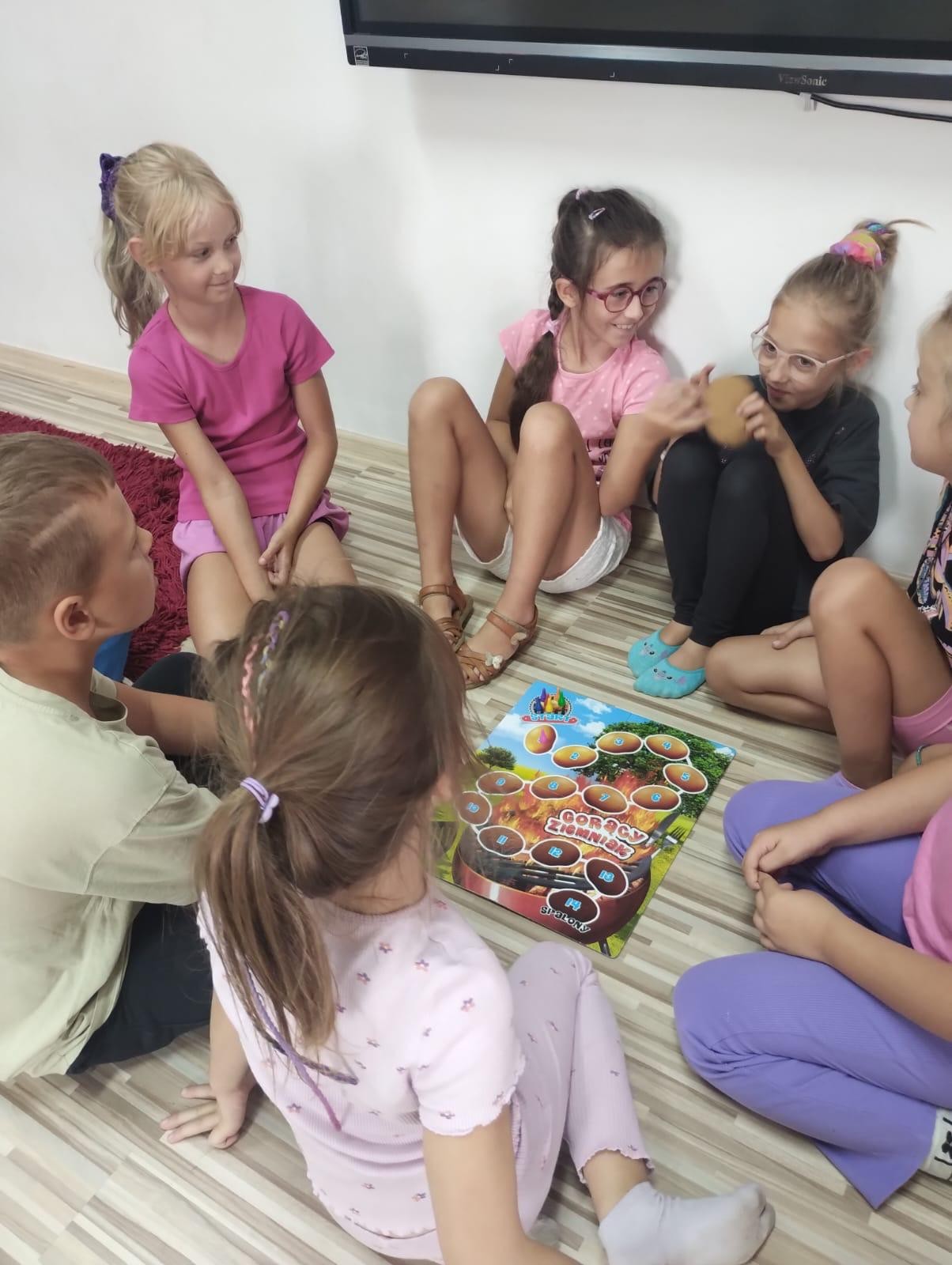 Level Up Szkoła Języka Angielskiego i Hiszpańskiego. Akredytowane Centrum Metody Teddy Eddie i Savvy Ed - zdjęcie 2