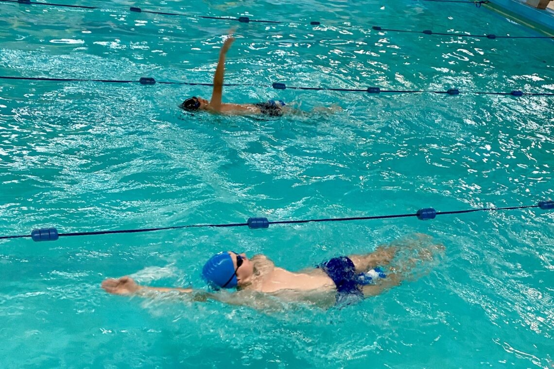 Szkoła Pływania EasyWave Warszawa - Obozy Sportowe Dla Dzieci - zdjęcie 5
