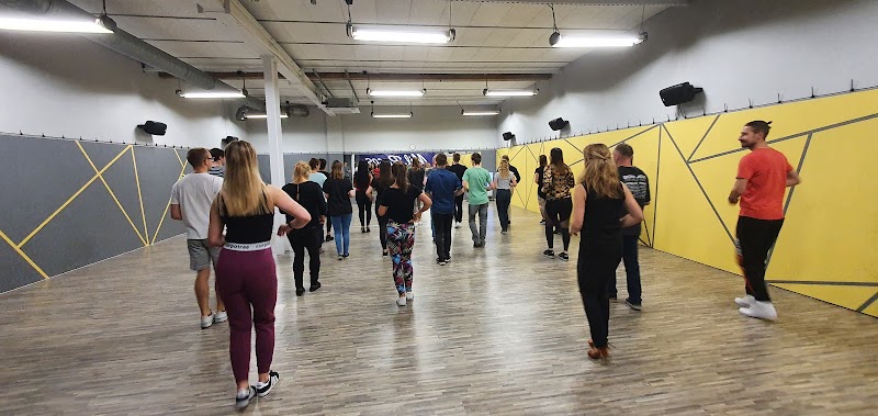 Szkoła Tańca MIL PASOS