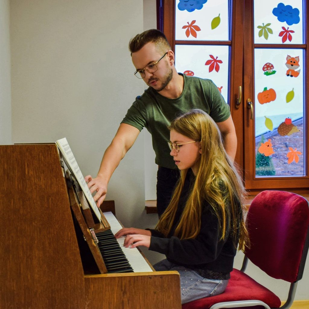 PianoEdukacja - Lekcje gry na pianinie w Częstochowie