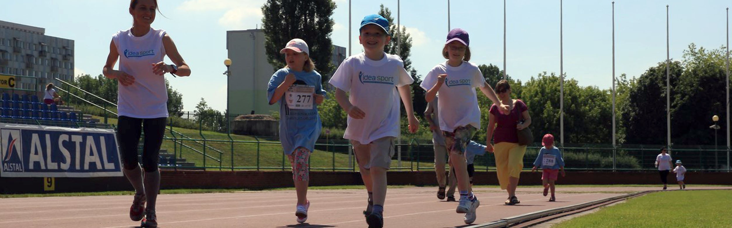 Klub Tenisowy Idea Sport - Szkoła Tenisa Ziemnego w Toruniu