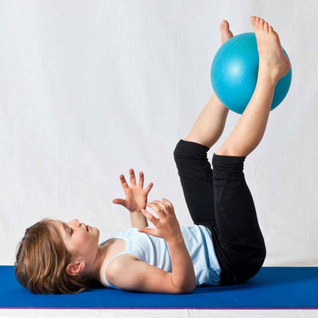 FIT KIDS - ACTIVE & HEALTHY - gimnastyka korekcyjna - zdjęcie 4