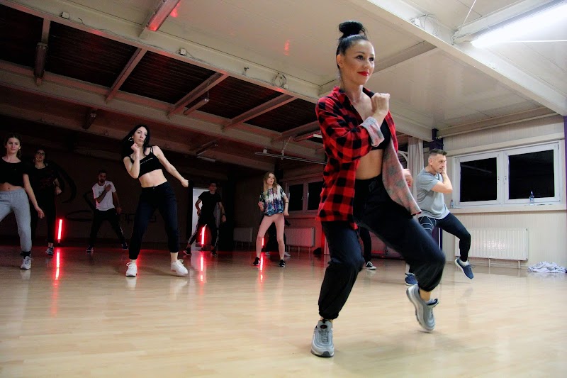 SEMPRE Taniec & Fitness