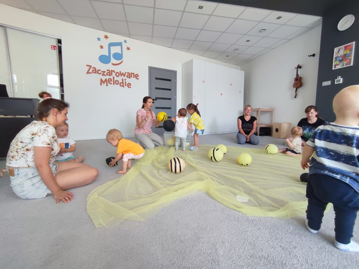 Zaczarowane Melodie - zajęcia umuzykalniające dla dzieci - zdjęcie 6