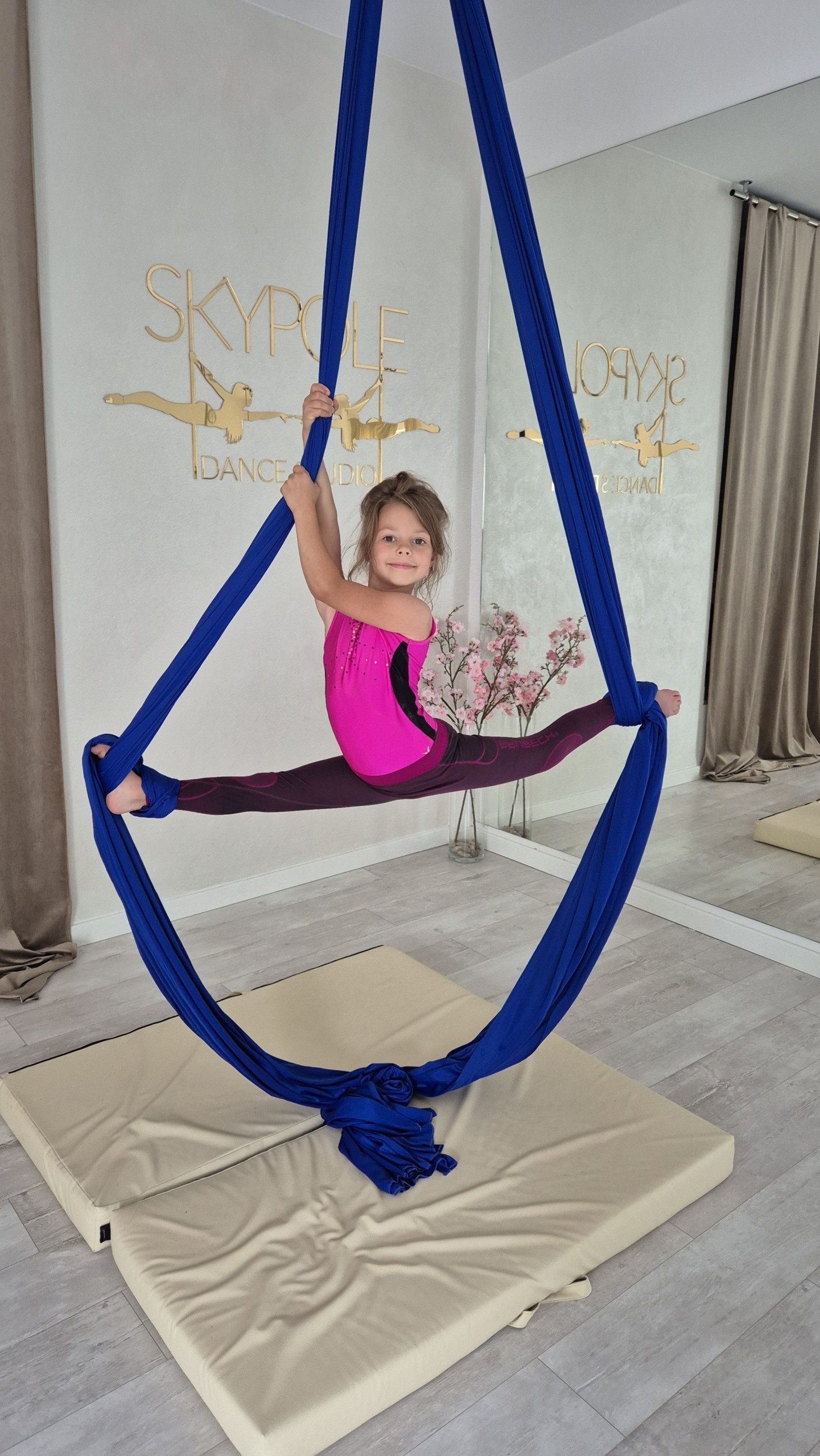 Skypole Aerial Studio