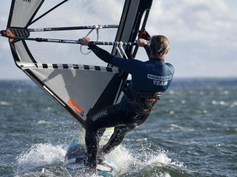 Mega Surf • Szkoła windsurfingu i kitesurfingu - zdjęcie 10
