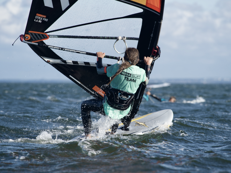 Mega Surf • Szkoła windsurfingu i kitesurfingu - zdjęcie 3