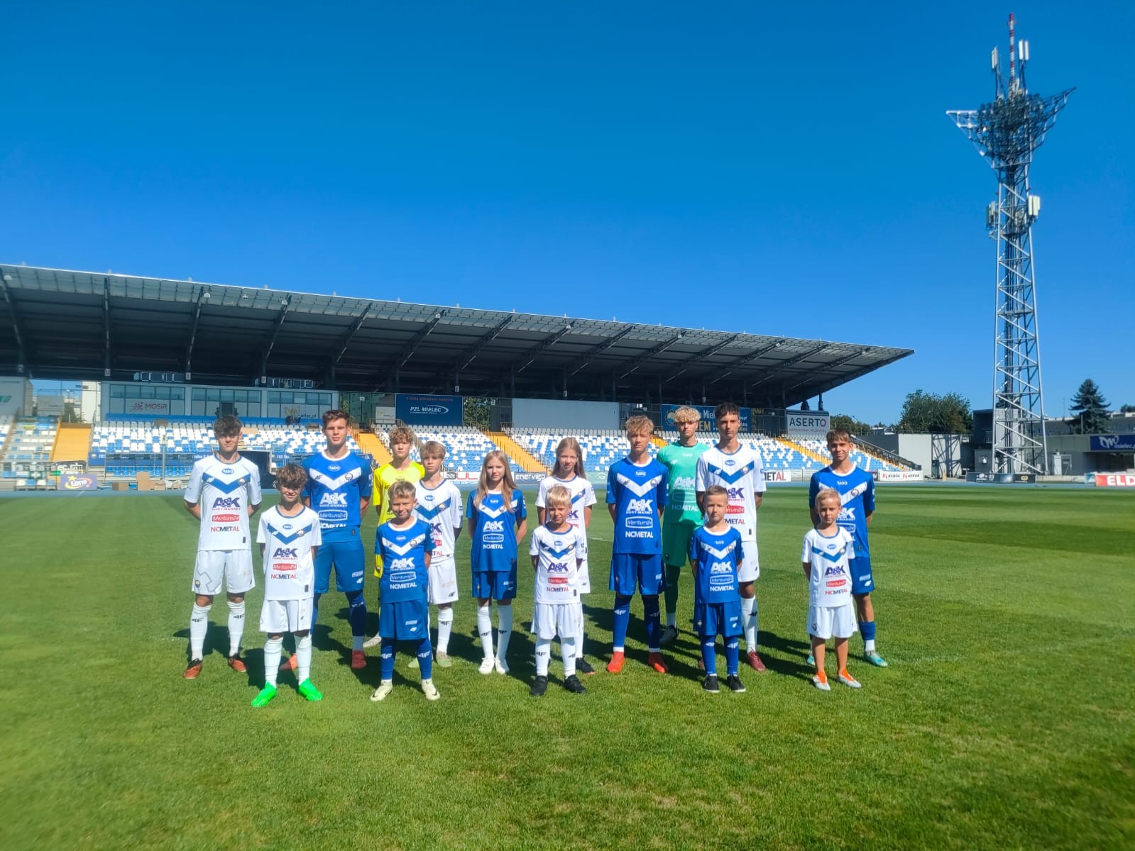 Akademia Piłkarska PGE FKS Stal Mielec - zdjęcie 11