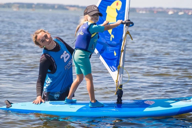 FUNSURF Szkoła Windsurfingu I Wingfoila I Kitesurfingu I Surfingu