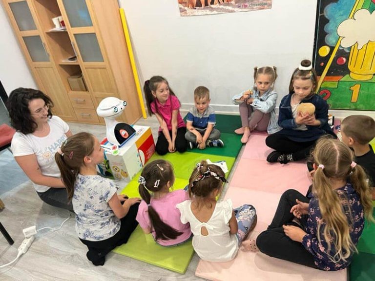 Szkoła Językowa Happy School Legnica - zdjęcie 3