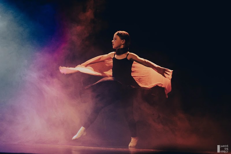 AKADEMIA TAŃCA i MUSICALU