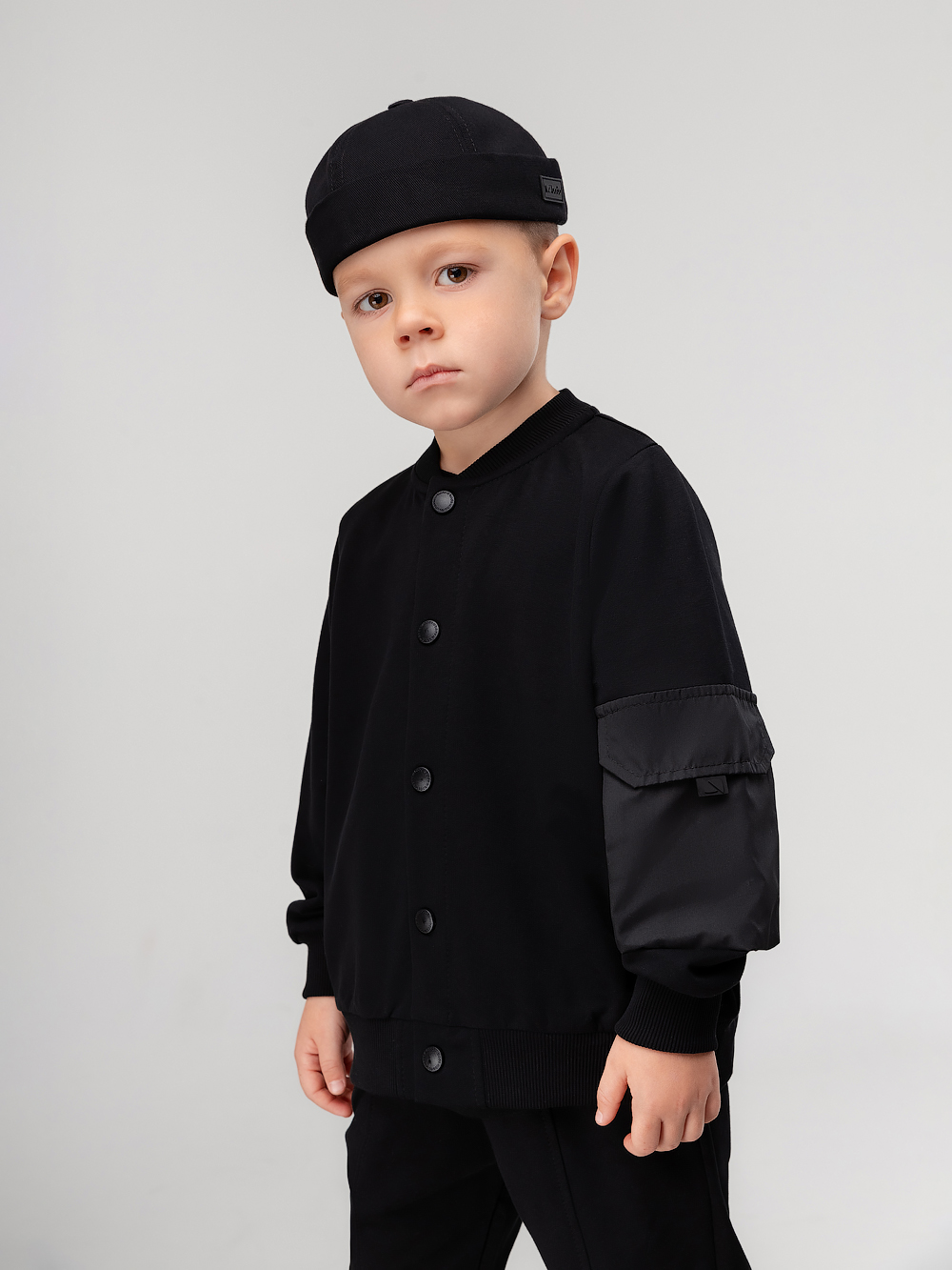 Толстовка с карманом на рукаве 3