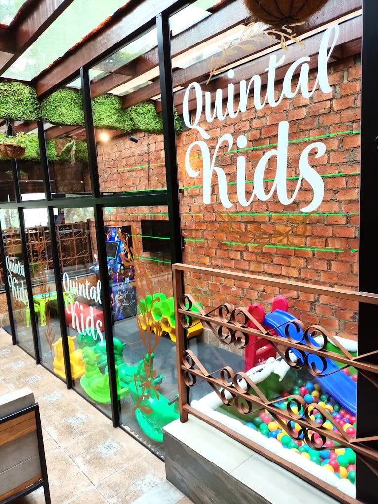 Área kids de Quintal Del Carmem