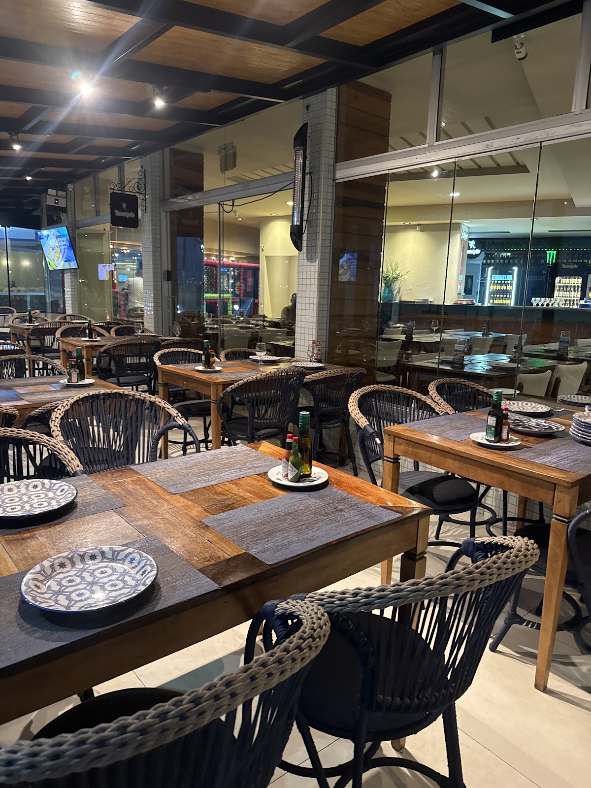 Restaurante Sabores do Mar - Avenida Atlântica, 2530 - Centro