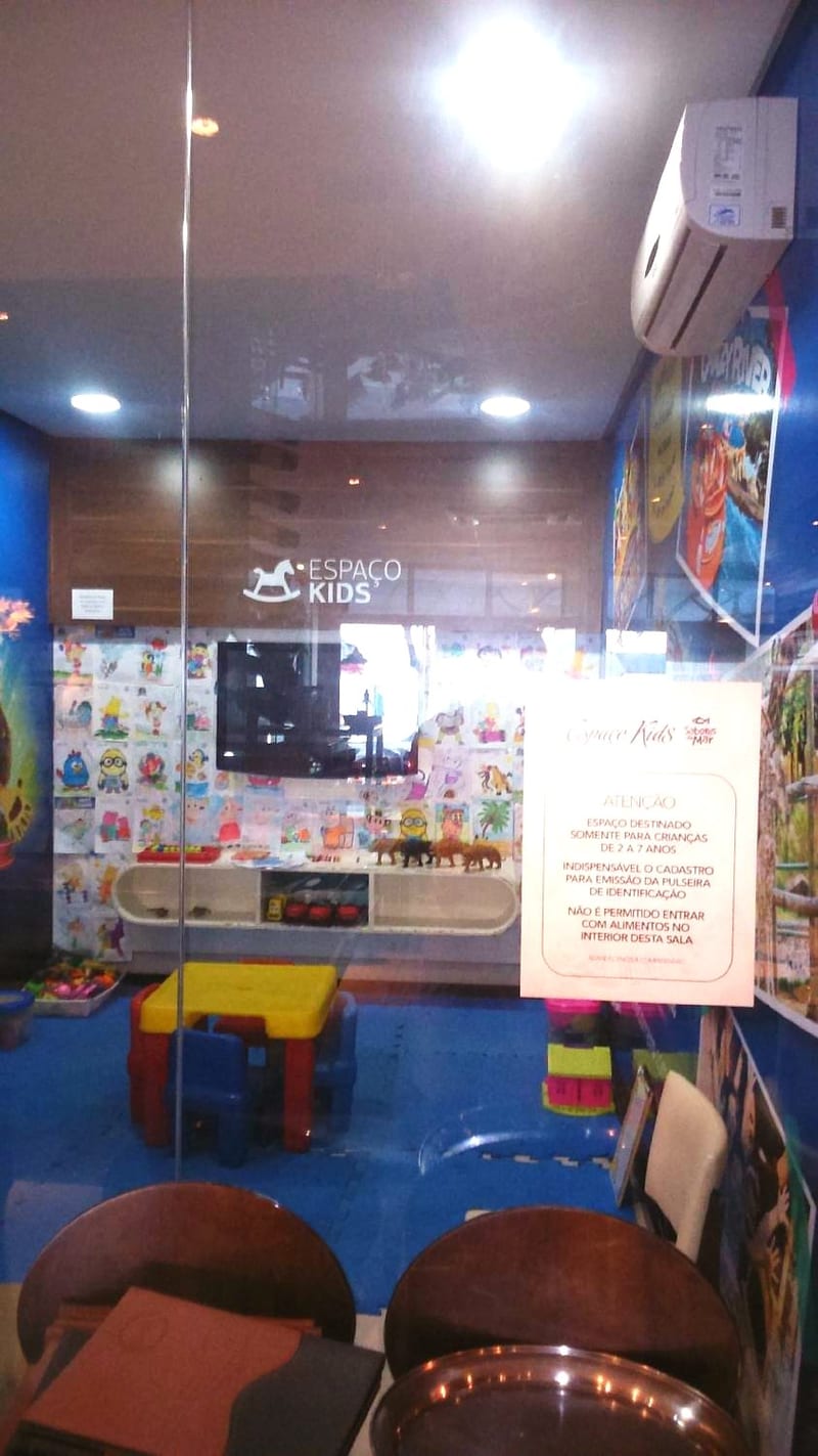 Área kids de Restaurante Sabores do Mar - Avenida Atlântica, 2530 - Centro