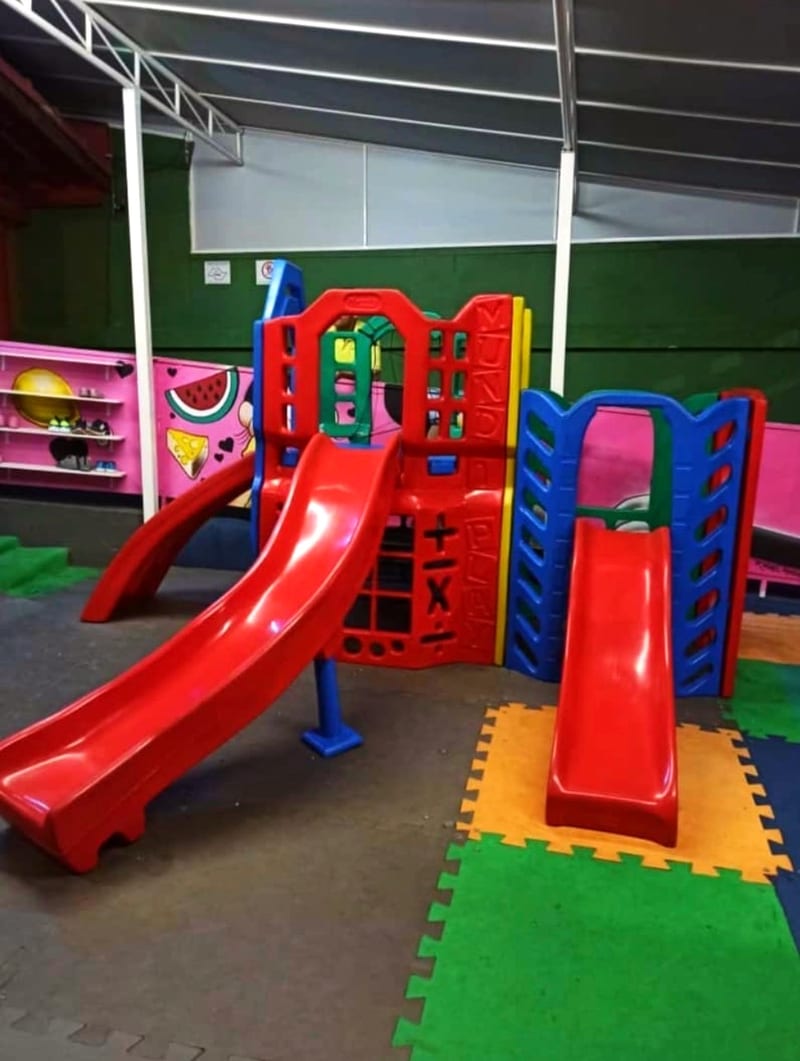 Área kids de Romanella Massas e Pizza