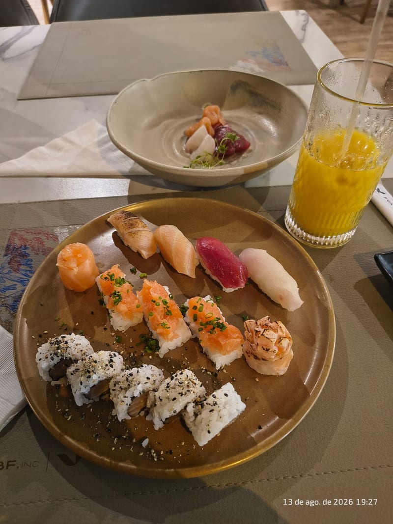 Foto 4 de Zephyr Seafood & Sushi