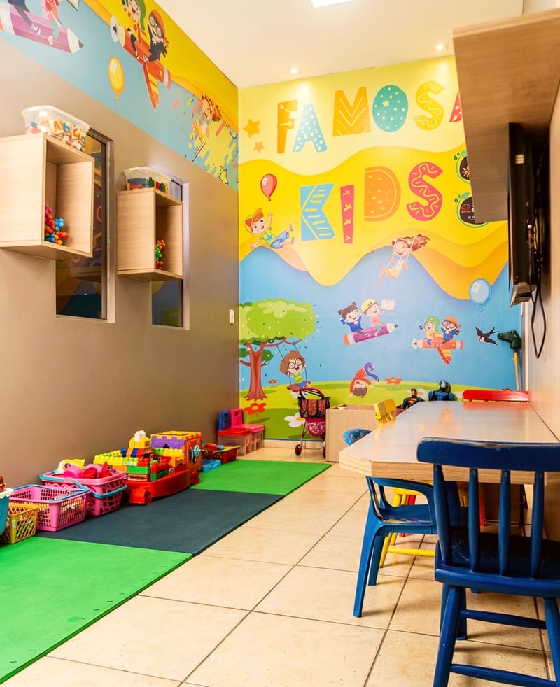 Área kids de Famosa Pizza