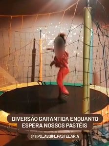 Área kids de Tipo Assim Pastelaria & Açaí