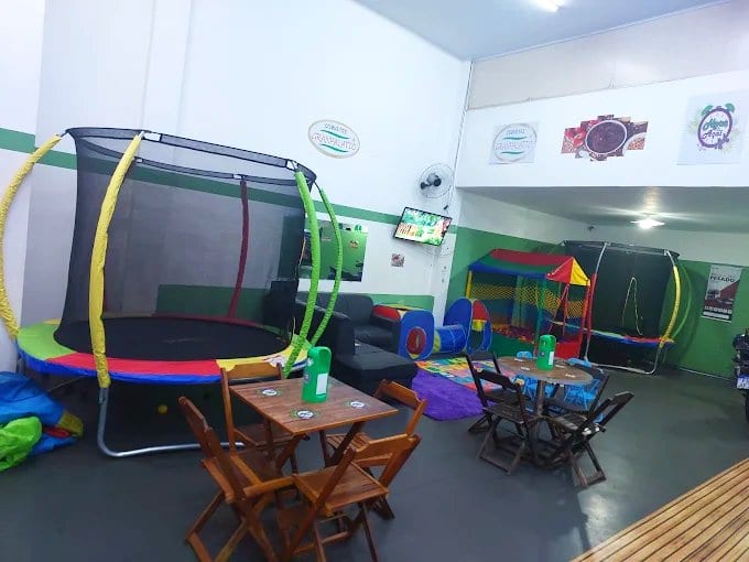 Área kids de HORA DO AÇAÍ