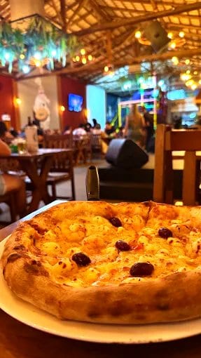 Foto 3 de Quintal do Paiol - Pizzaria, Espeteria & Restaurante em Osasco