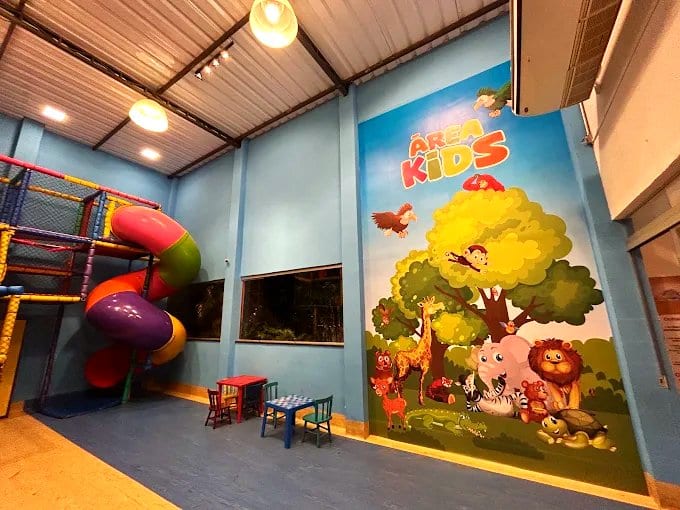 Área kids de Lanchão John Boyd