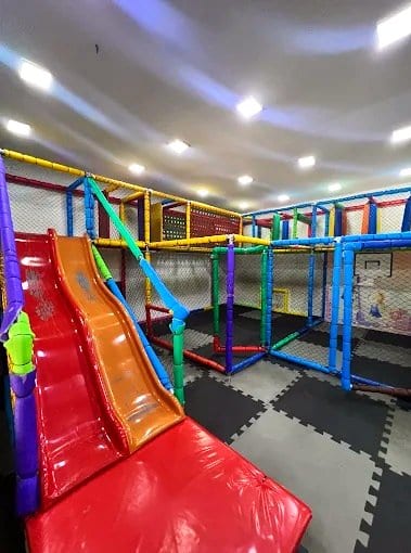 Área kids de R21 Bar & Restaurante - Recreio dos Bandeirantes
