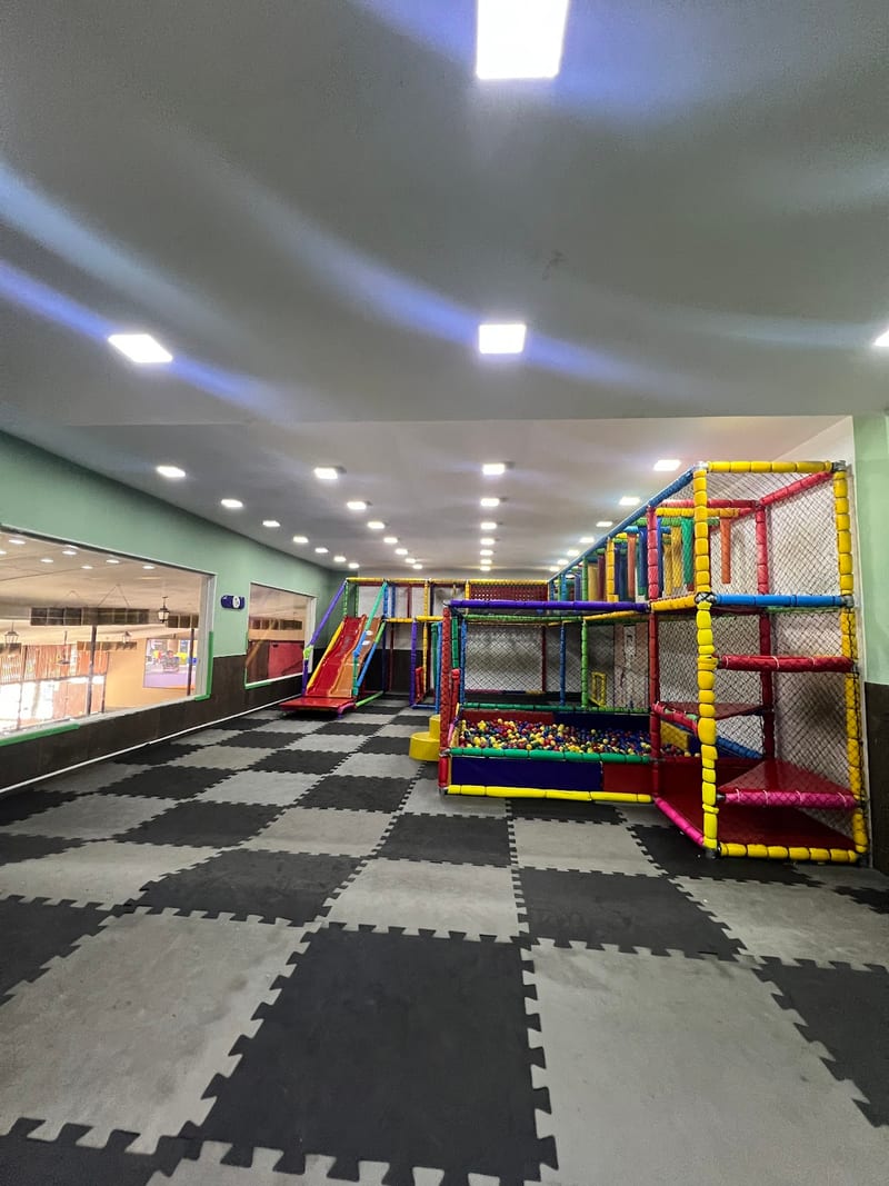 Área kids de R21 Bar & Restaurante - Recreio dos Bandeirantes