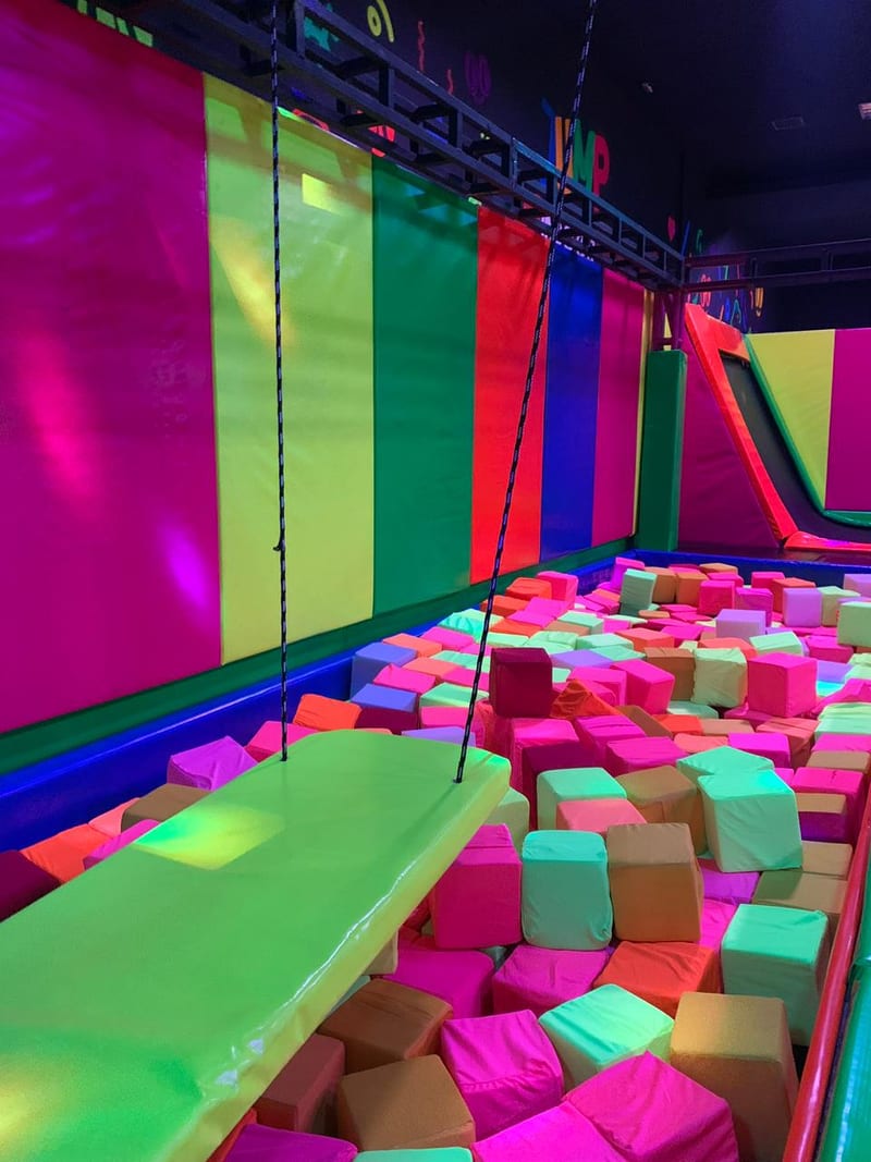 Área kids de JUMP INDOOR PARK - SHOPPING BOUGAINVILLE - GOIÂNIA
