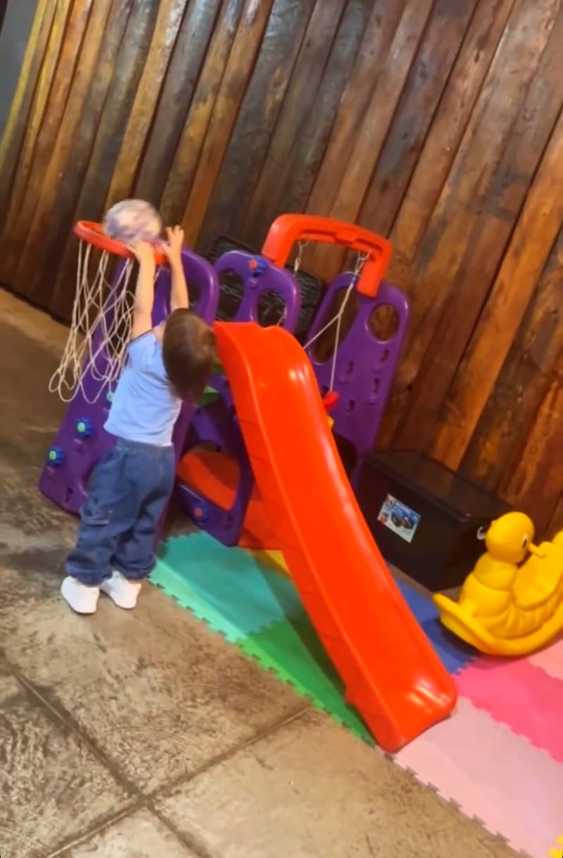 Área kids de Romanato Esfiharia e Pizzaria
