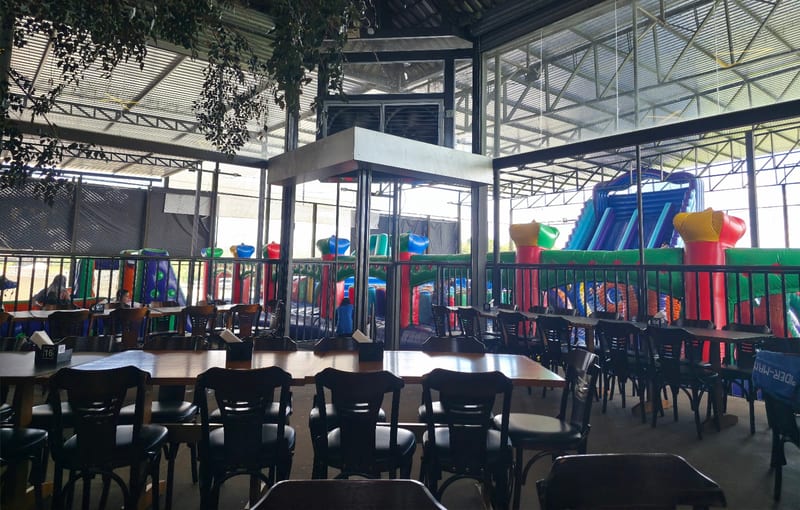 Área kids de Shark space park