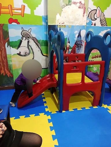 Área kids de Restaurante Armazém da Fazenda