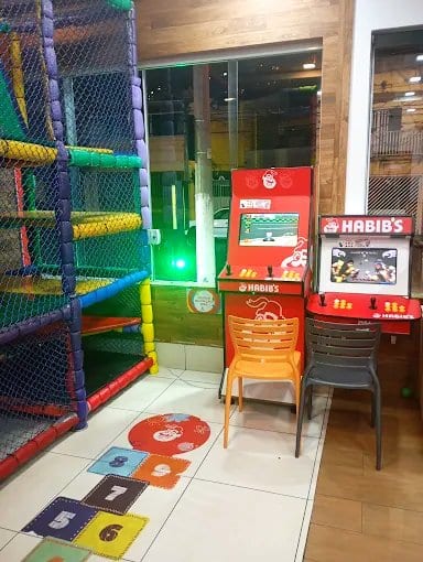 Área kids de Habib's