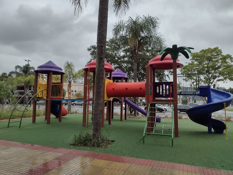 Área kids de Parque Linear Barueri